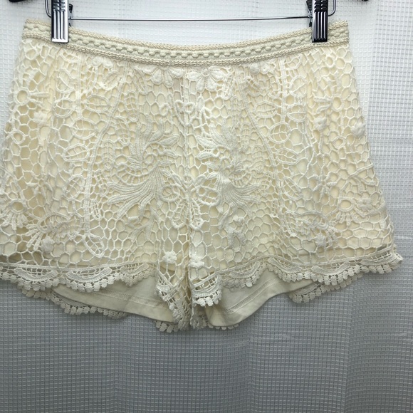 Mossimo Supply Co. Short Size M - Picture 2 of 12